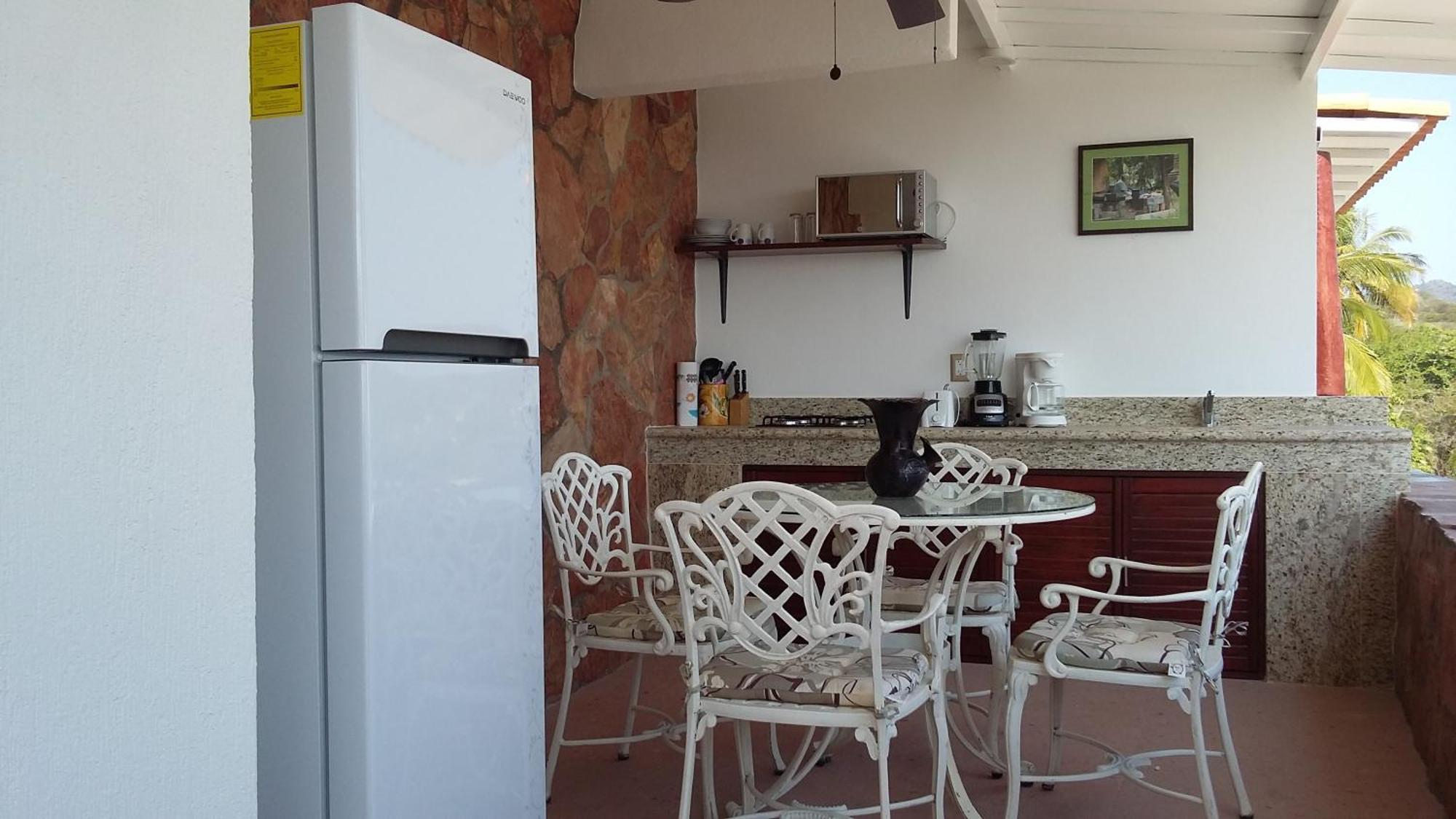 Villa Bella Bed & Breakfast Inn La Cruz de Huanacaxtle Екстериор снимка