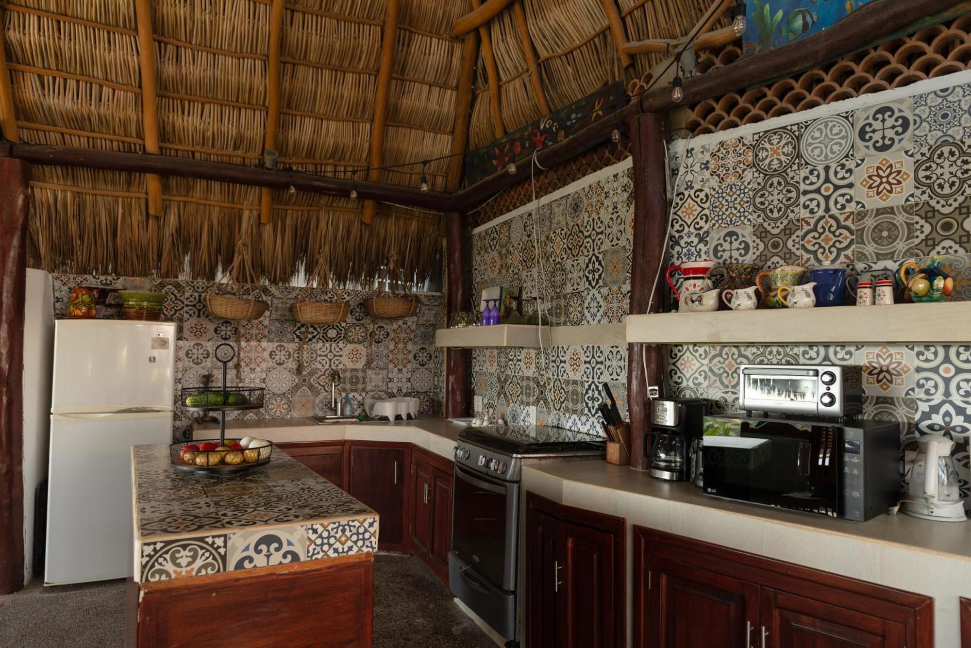 Villa Bella Bed & Breakfast Inn La Cruz de Huanacaxtle Екстериор снимка