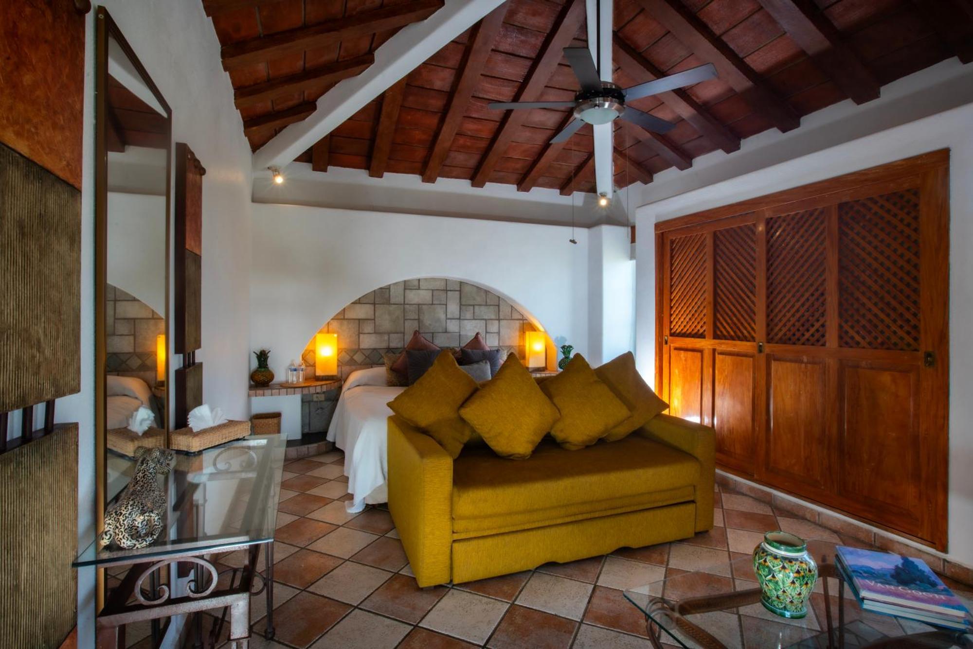 Villa Bella Bed & Breakfast Inn La Cruz de Huanacaxtle Екстериор снимка