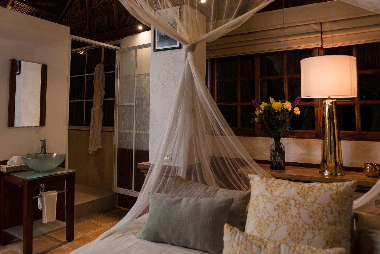 Villa Bella Bed & Breakfast Inn La Cruz de Huanacaxtle Екстериор снимка