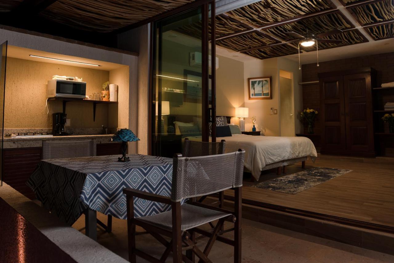 Villa Bella Bed & Breakfast Inn La Cruz de Huanacaxtle Екстериор снимка