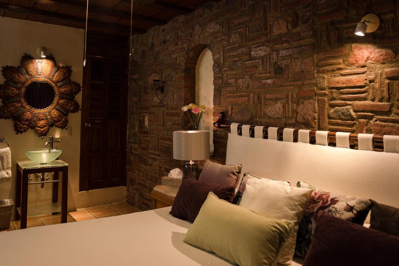 Villa Bella Bed & Breakfast Inn La Cruz de Huanacaxtle Екстериор снимка